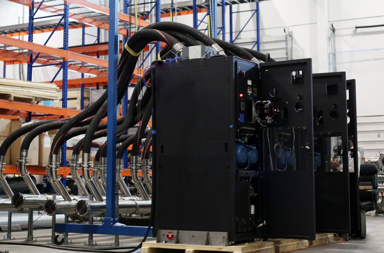 Quick couplings and fittings for data center liquid cooling